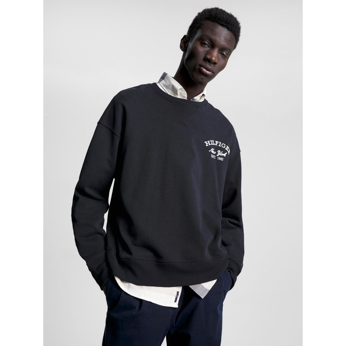 TOMMY HILFIGER - Polerón Estilo Preppy Con Logo Azul Tommy Hilfiger