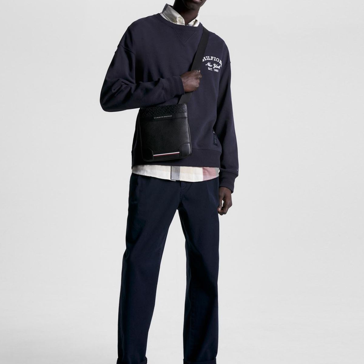 TOMMY HILFIGER - Polerón Estilo Preppy Con Logo Azul Tommy Hilfiger