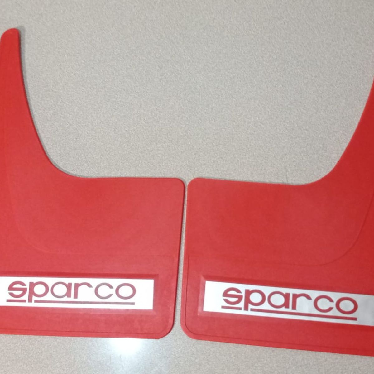 GENERICO - Guardabarros faldillas universales para autos Sparco rojo