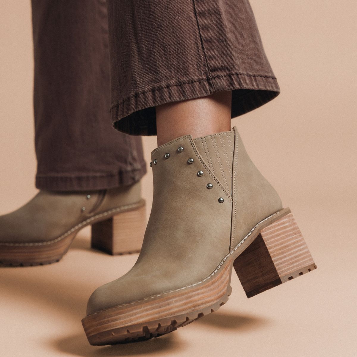 EDA MANZINI - Botín Javiana Café EDA MANZINI