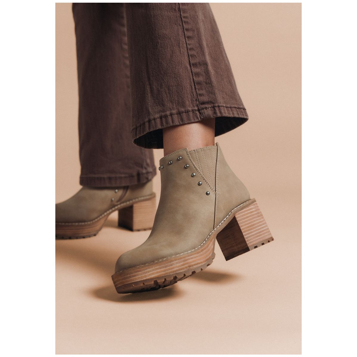 EDA MANZINI - Botín Javiana Café EDA MANZINI