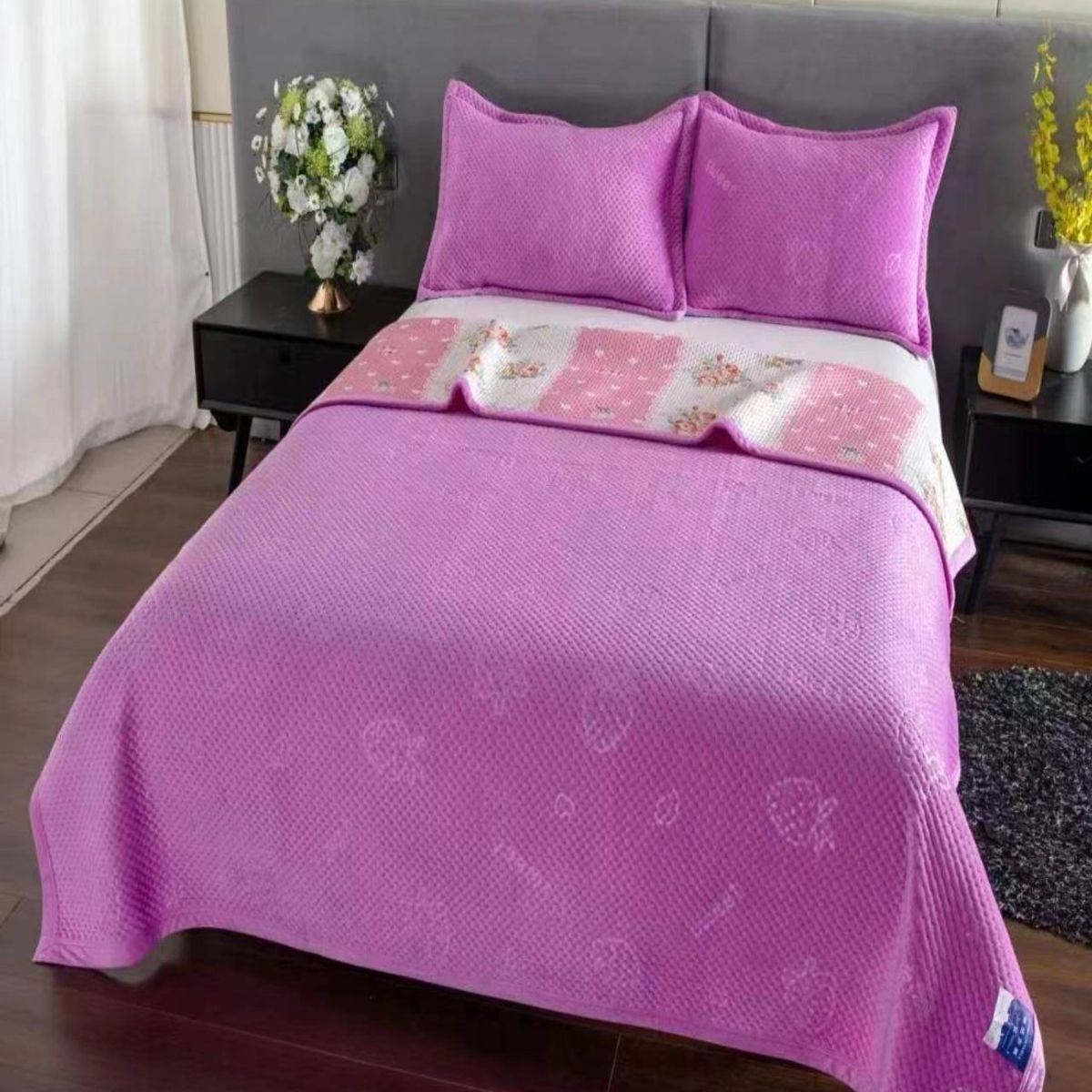 GENERICO - CUBRECAMA QUILT CON TELA PLUSH VERANO - INVIERNO
