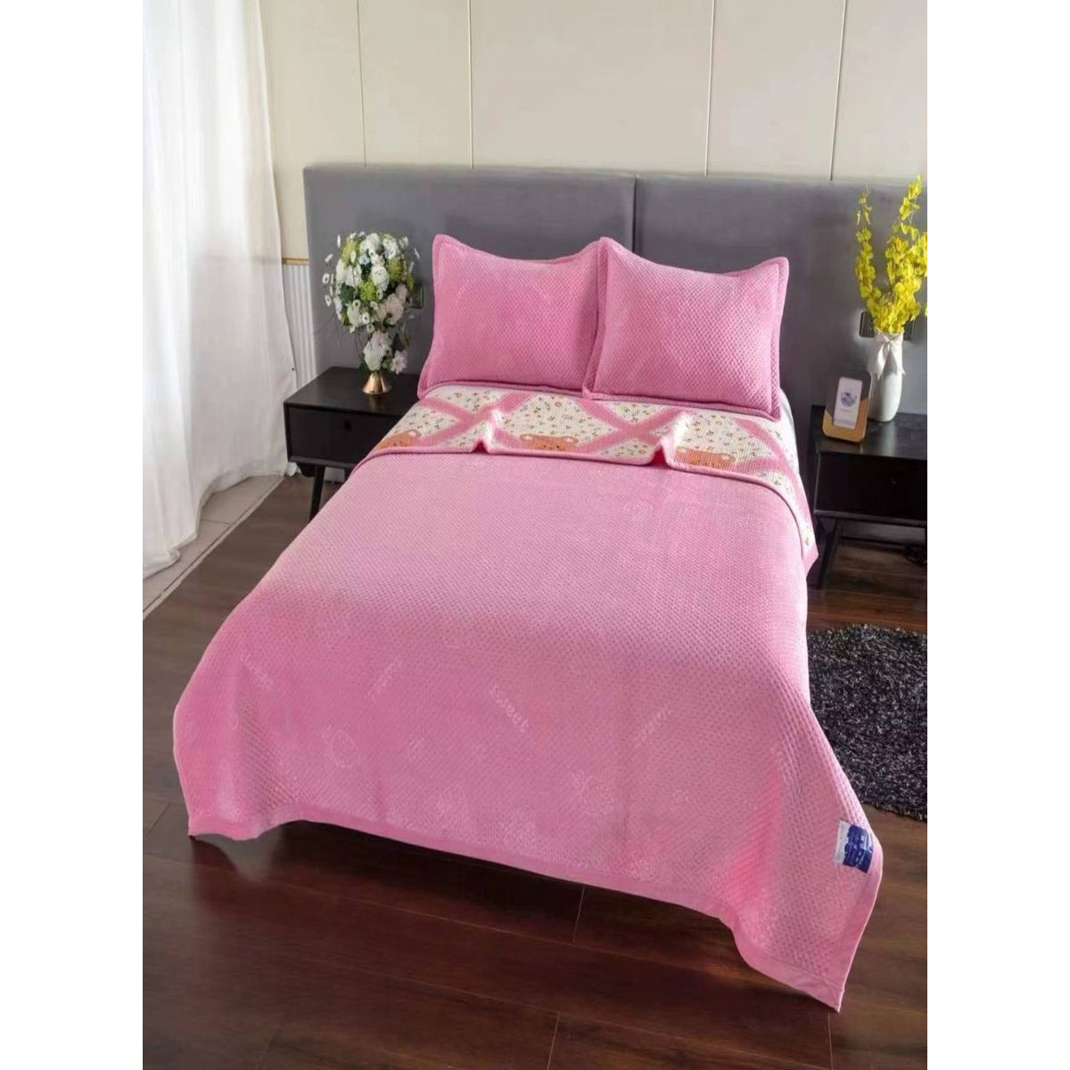 GENERICO - CUBRECAMA QUILT CON TELA PLUSH VERANO - INVIERNO