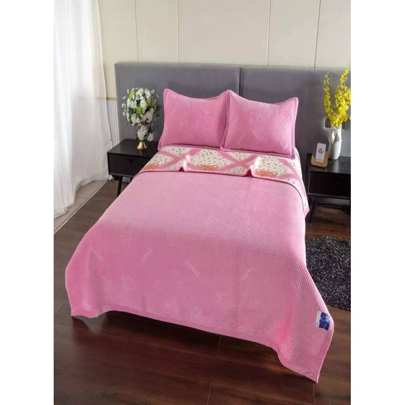 GENERICO - CUBRECAMA QUILT CON TELA PLUSH VERANO - INVIERNO