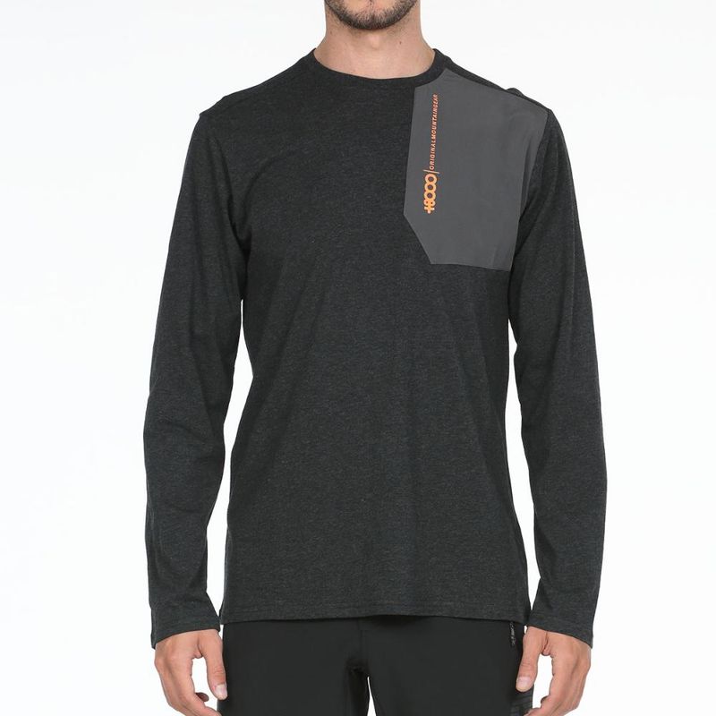 8000 - Polera Nave 24 Negro 8000_.