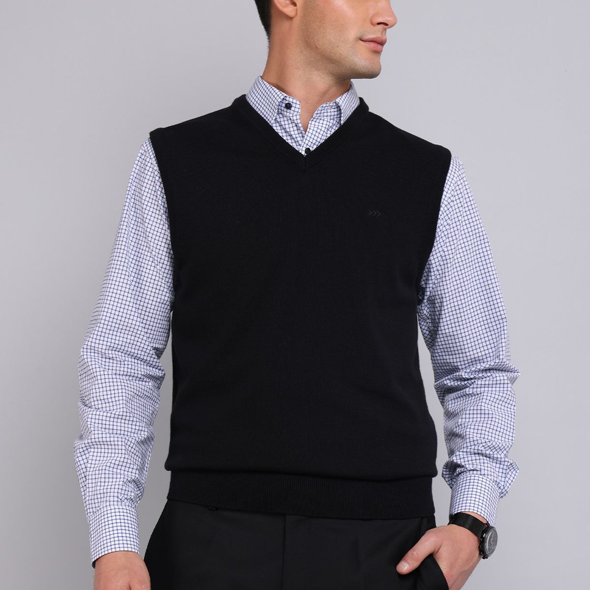 ARROW - Sweater Sin Mangas Arrow ARROW