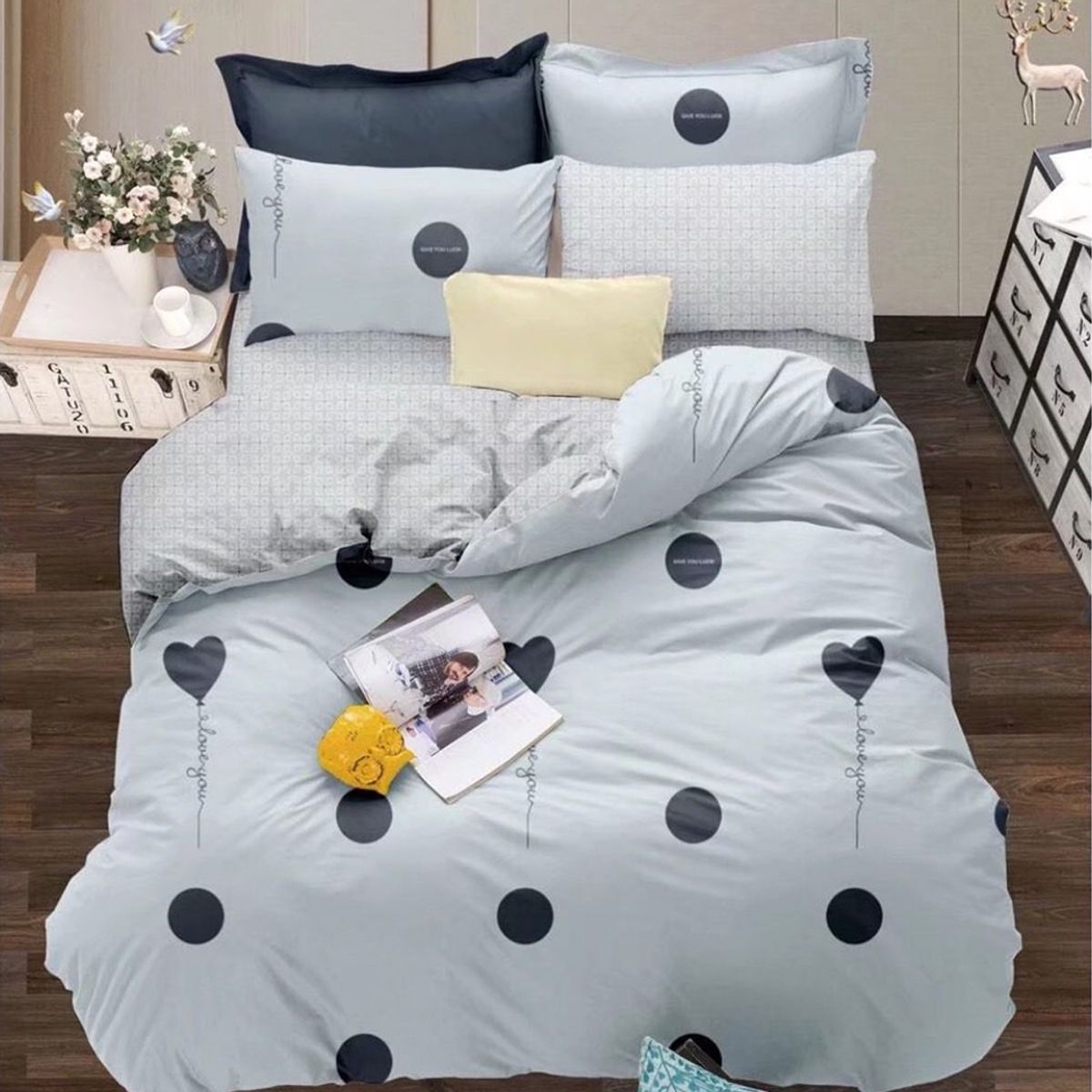 GENERICO - CUBRECAMA QUILT 2 PLAZAS  ESTAMADO DE PUNTOS DIANA