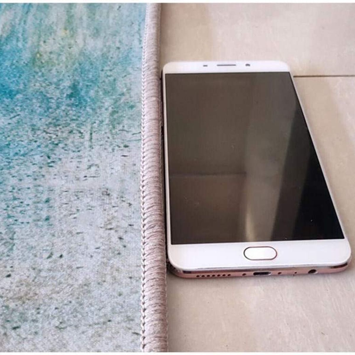 GENERICO - ALFOMBRA PARA LIVING 200X240 DELGADA AZUL DE CUADRO MARIA