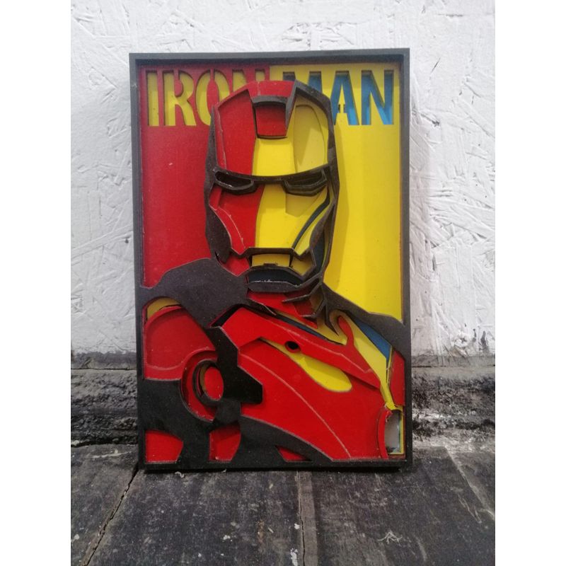 GENERICO - Cuadro Decorativo Multicapa de Iro Man