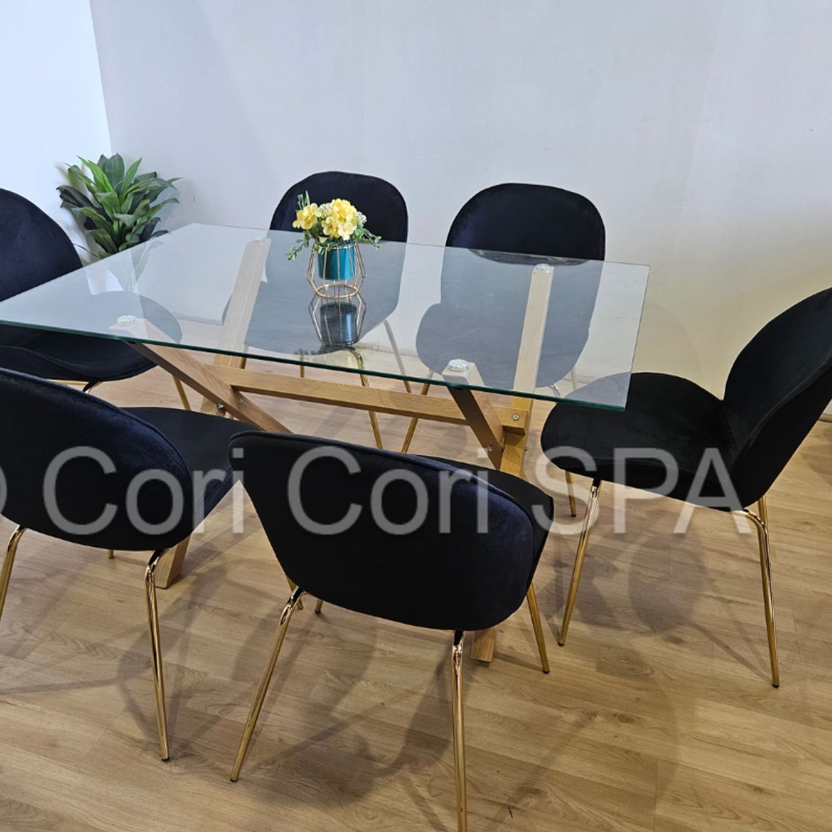 CORI CORI - Comedor Mesa Medlock 140X90cm + 6 Sillas Beetle Gold Negro