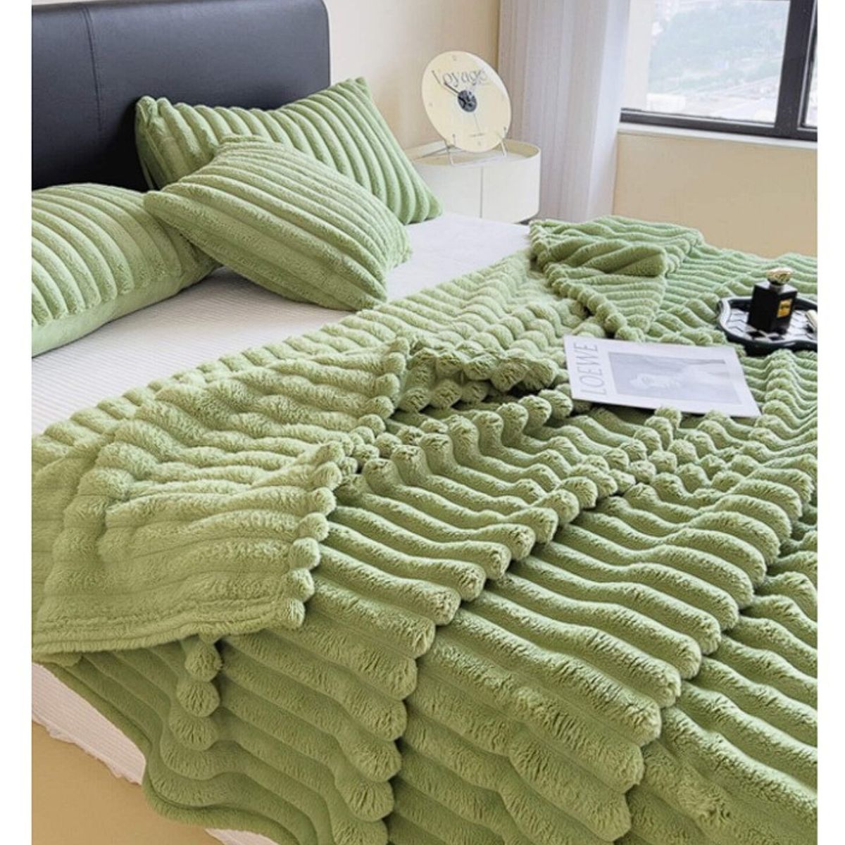 COMPRAPO - Frazada Manta Coral Acanalada Verde Olivo 200X220 Cm King o 2 Plazas