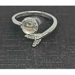 GENERICO - Anillo Ajustable Con Cola de Piedra Lunar Plata