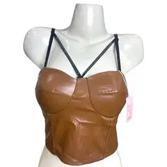 MEDIA LUNA - Crop Top en Cuerina Diseño Lineal
