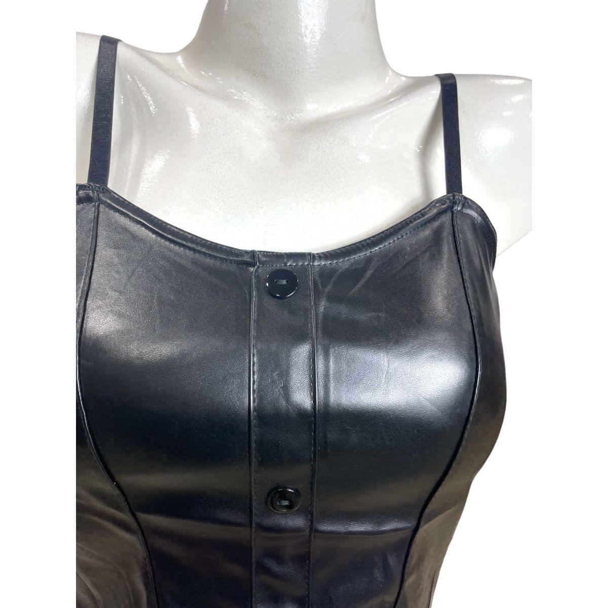 MEDIA LUNA - Crop Top Diseño Kitty con Botones Delanteros