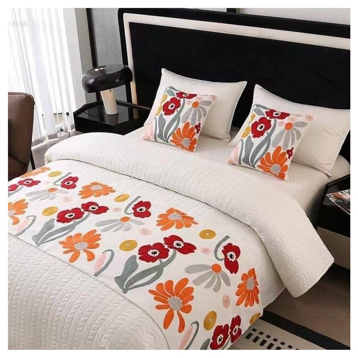 COMPRAPO - Set Piecera 210X60 + 2 Fundas Bordadas Vivo Flores Cama King/2 Pzas