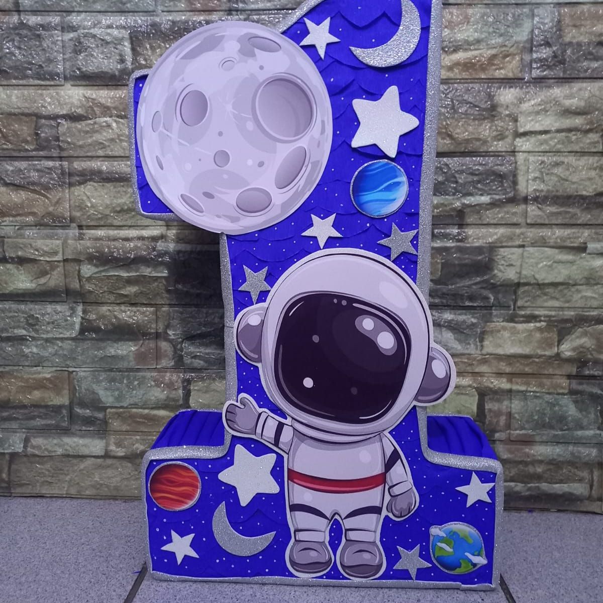 GENERICO - Piñata astronauta número 1