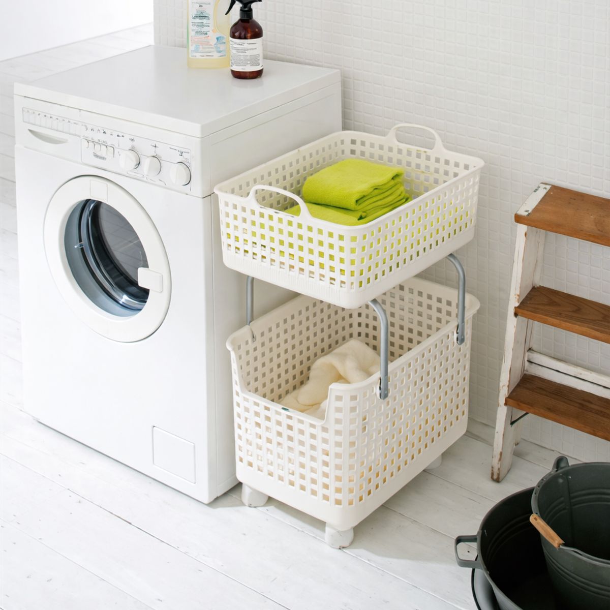 LIKE-IT - Canasto de Lavandería Like-It  24 Lts.  - Mangos Curvos y Flexibles.  Fabricado en Japón.