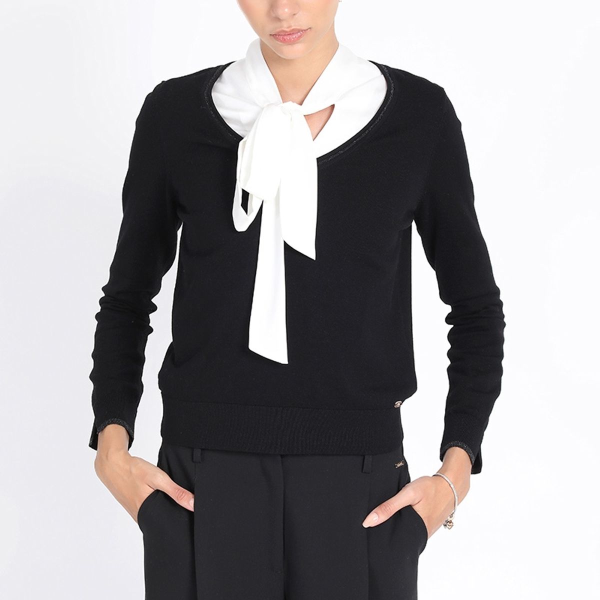 LIOLA - Tejido Punto Basico, Con Hilo Metalizado, Negro Liola