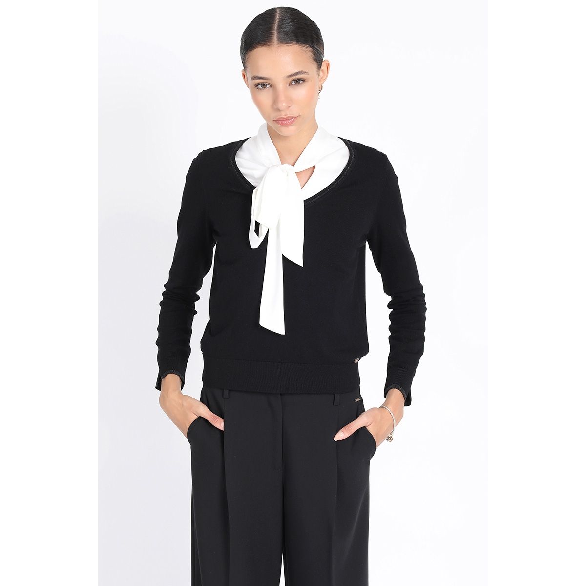 LIOLA - Tejido Punto Basico, Con Hilo Metalizado, Negro Liola