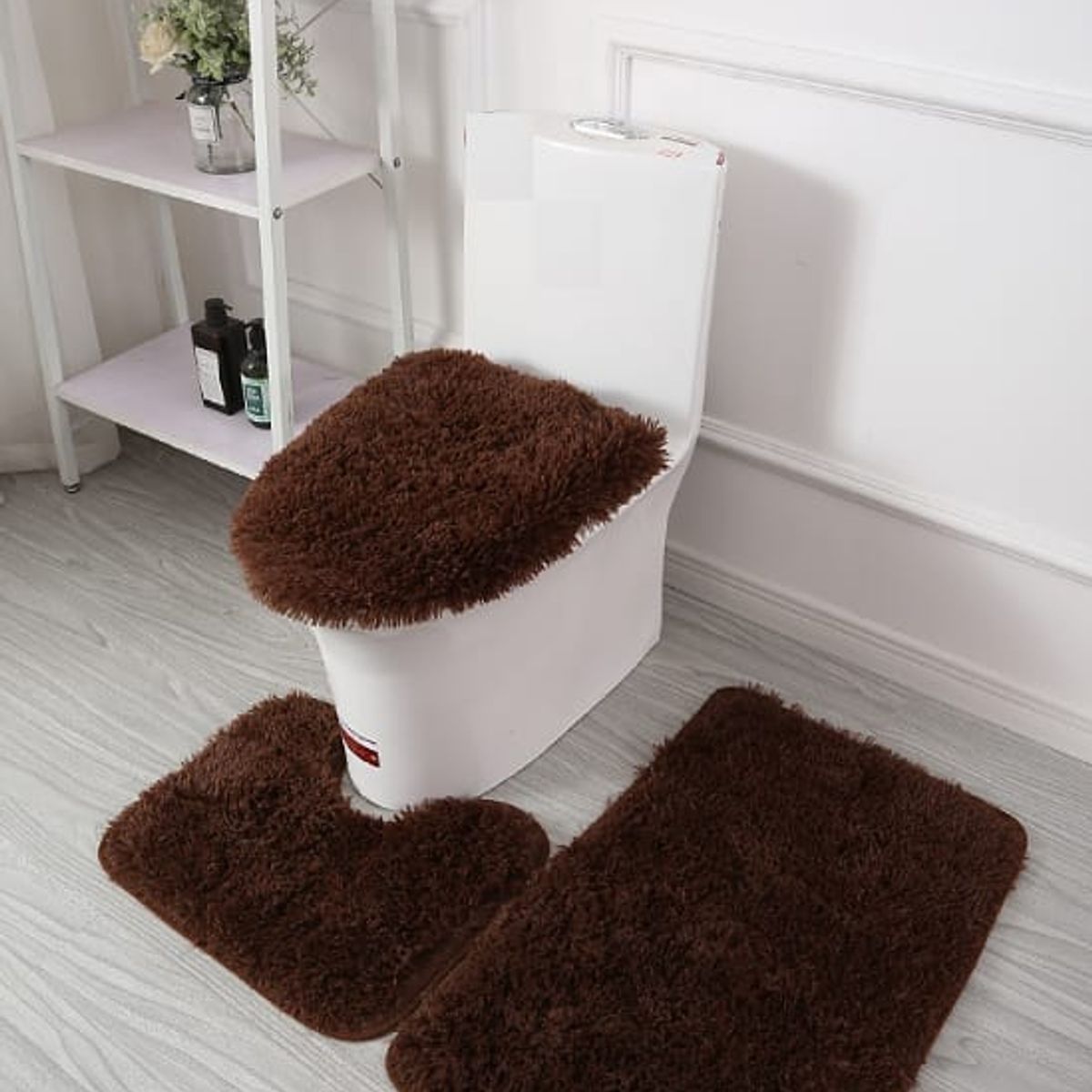 GENERICO - JUEGO DE BAÑO PELUDITOS DE COLOR MARRON 3 PIEZAS