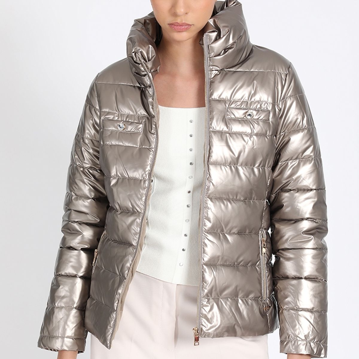 LIOLA - Parka Corta Metalizada, Dorado Liola