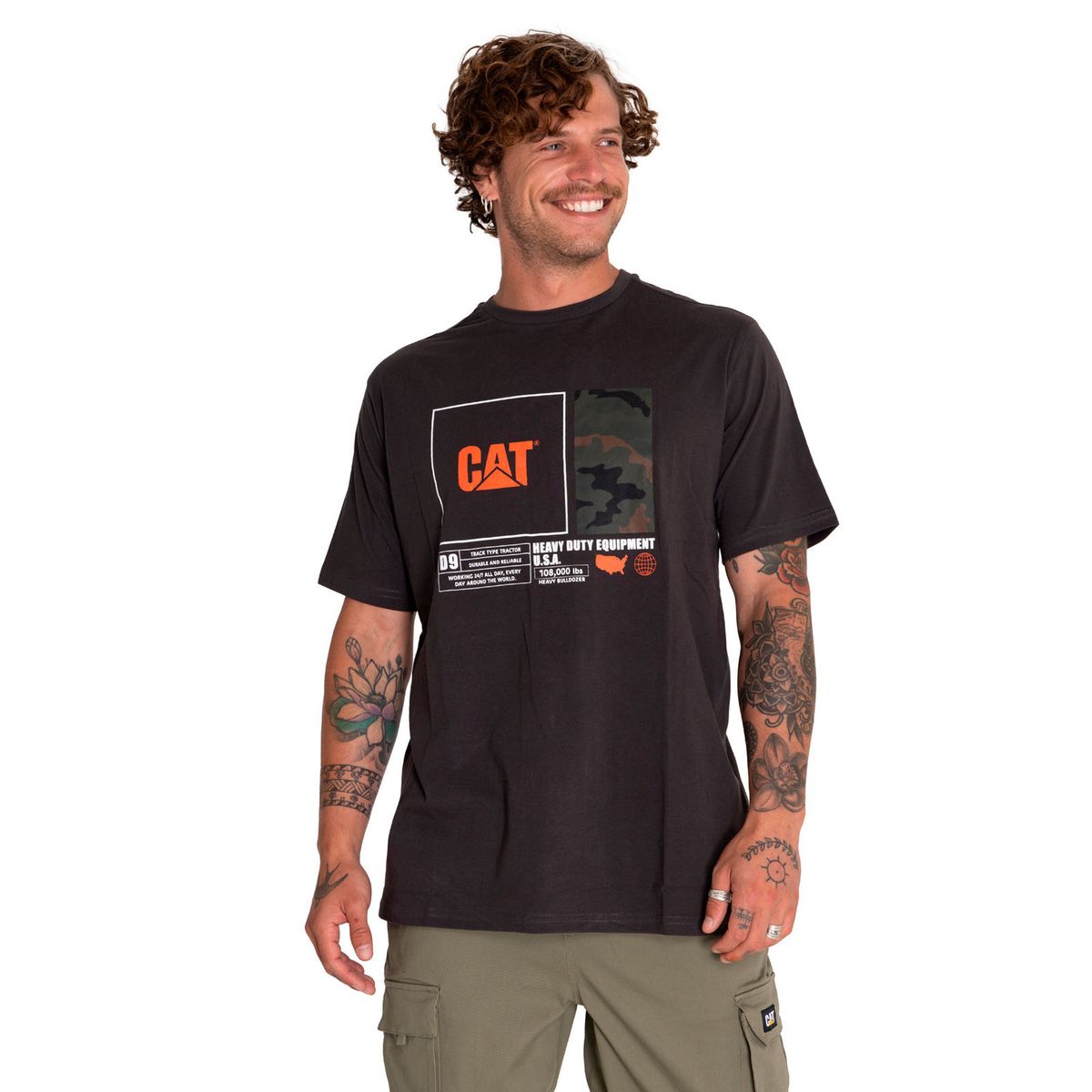 CAT - Polera Manga Corta Hombre Urban Camo Graphic Negro CAT