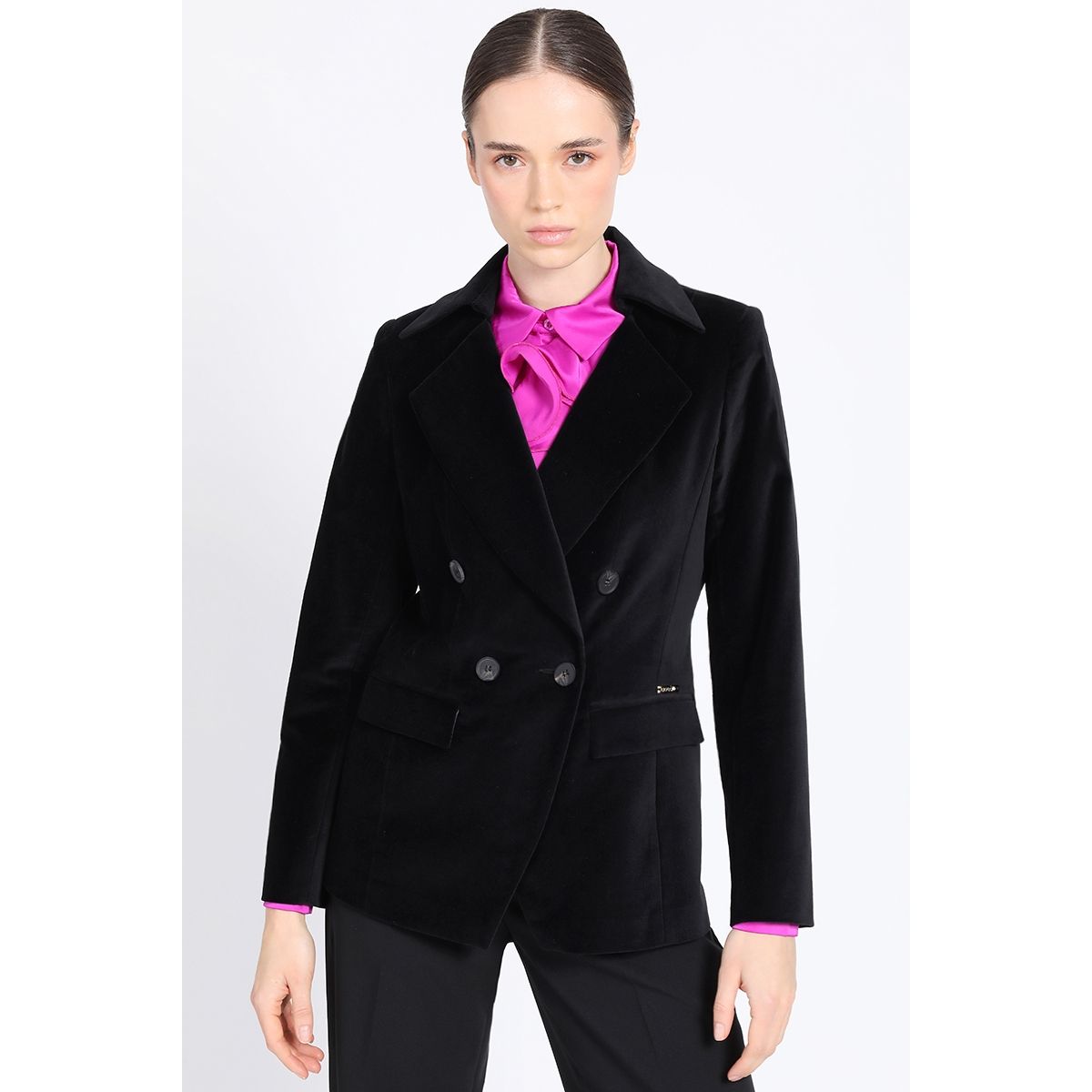 LIOLA - Blazer Con Entalle Cruzado Terciopelo Negro Liola