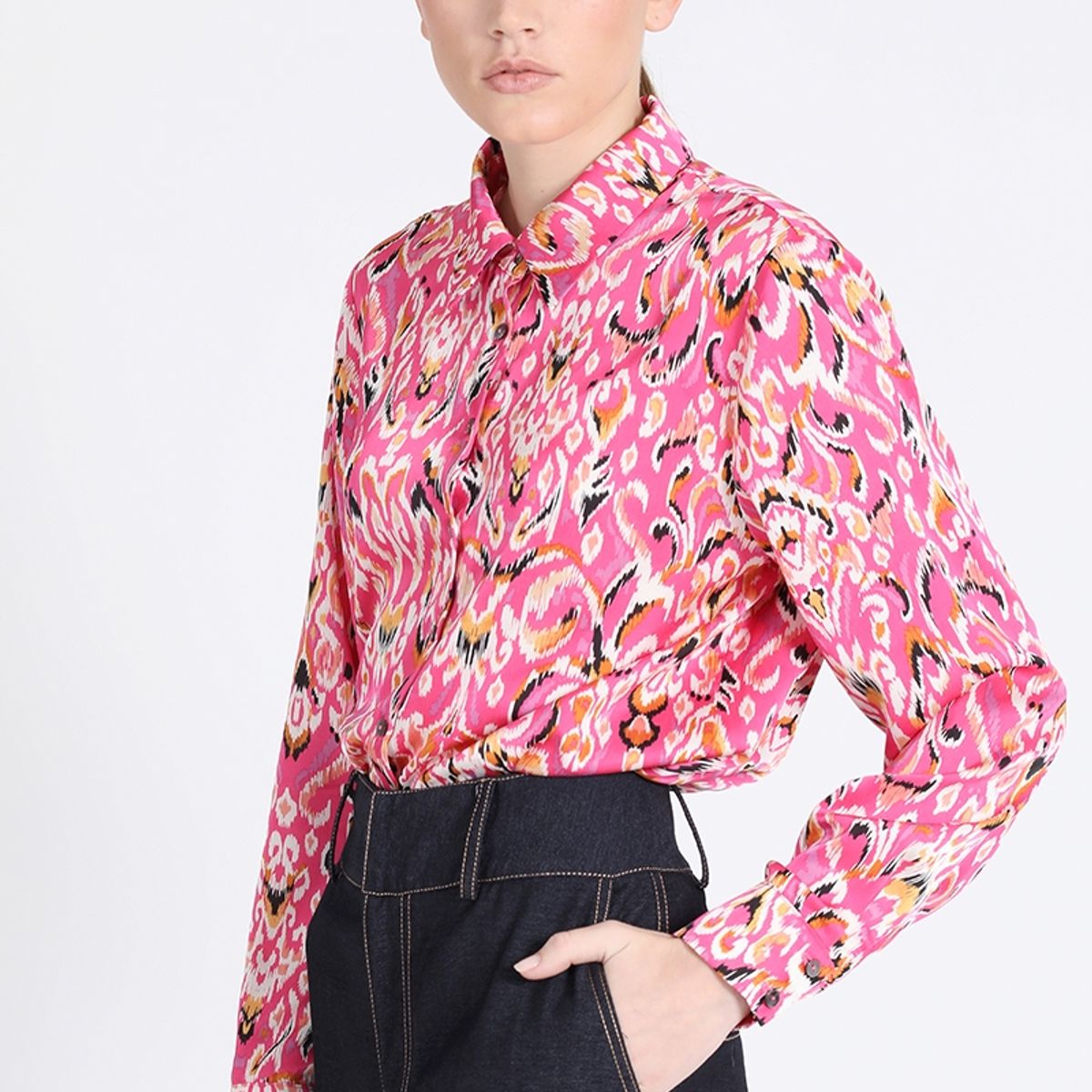 LIOLA - Camisa Satin Estampado, Fucsia Liola
