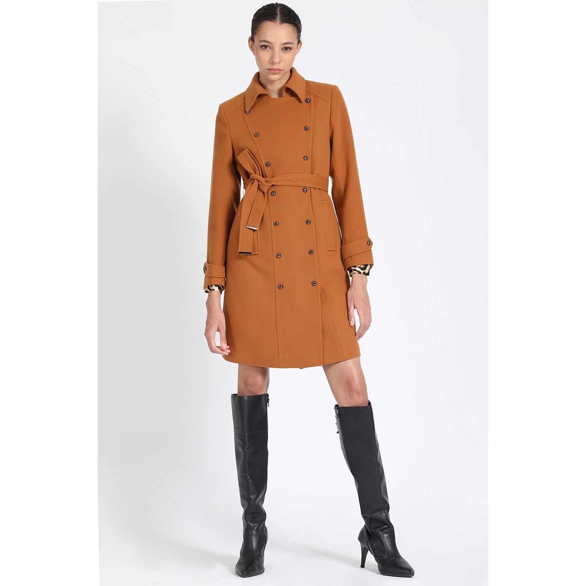 LIOLA - Abrigo Cruzado Con Lazo, Muflon Camel Liola