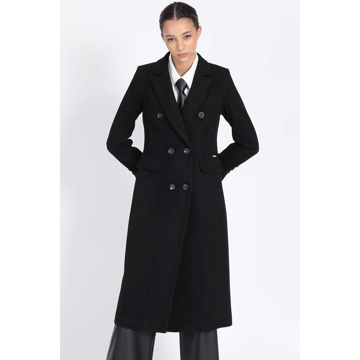 LIOLA - Abrigo Largo Cruzado, Muflon Negro Liola