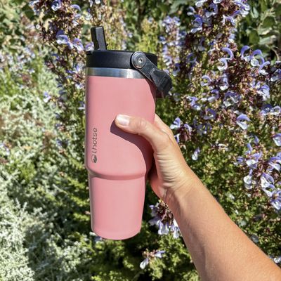 Imagen 2 del producto Botella Térmica Insulada Travel Mug 900ml Rosa
