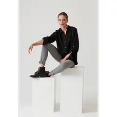 PRIVILEGE - Blusa de tencel negra 857 - Negro