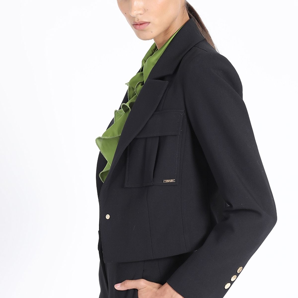 LIOLA - Chaqueta Corta Cargo, Negro Liola