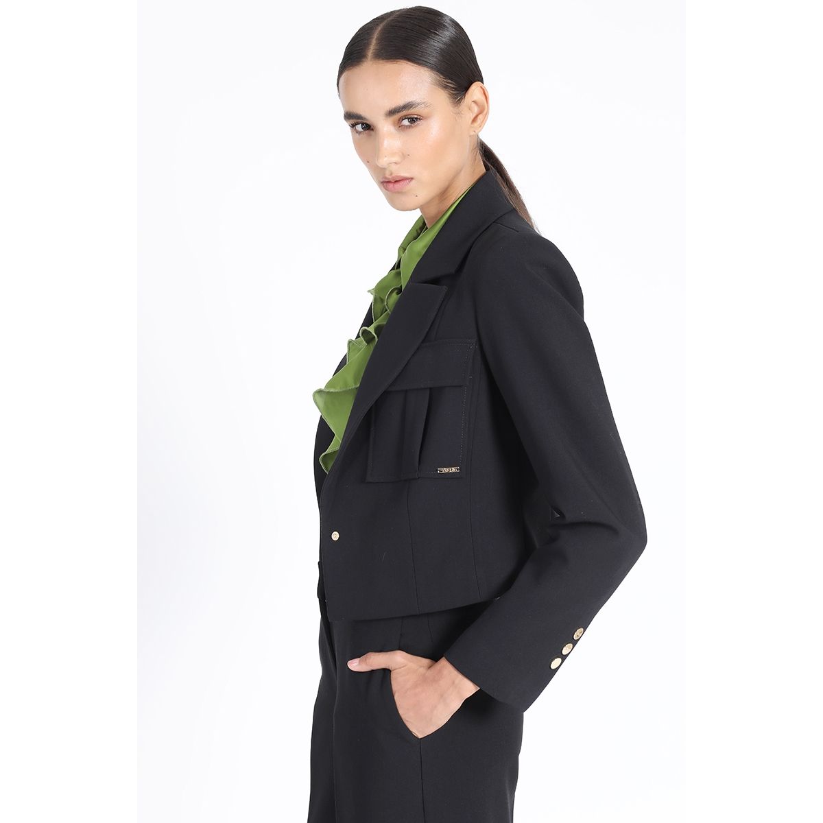 LIOLA - Chaqueta Corta Cargo, Negro Liola