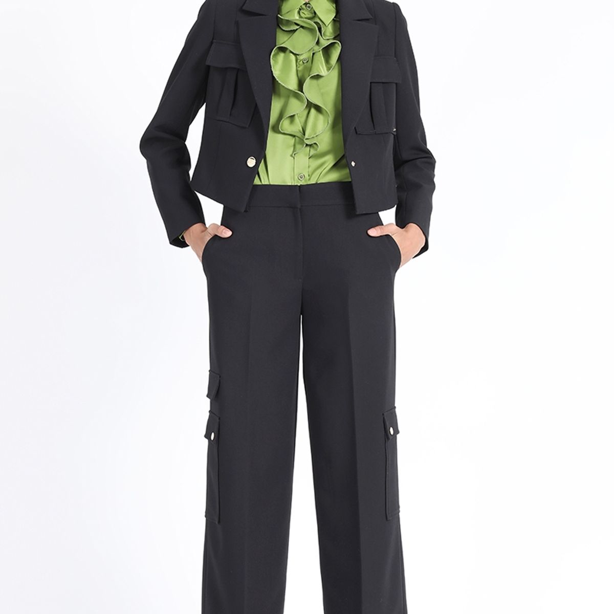 LIOLA - Chaqueta Corta Cargo, Negro Liola