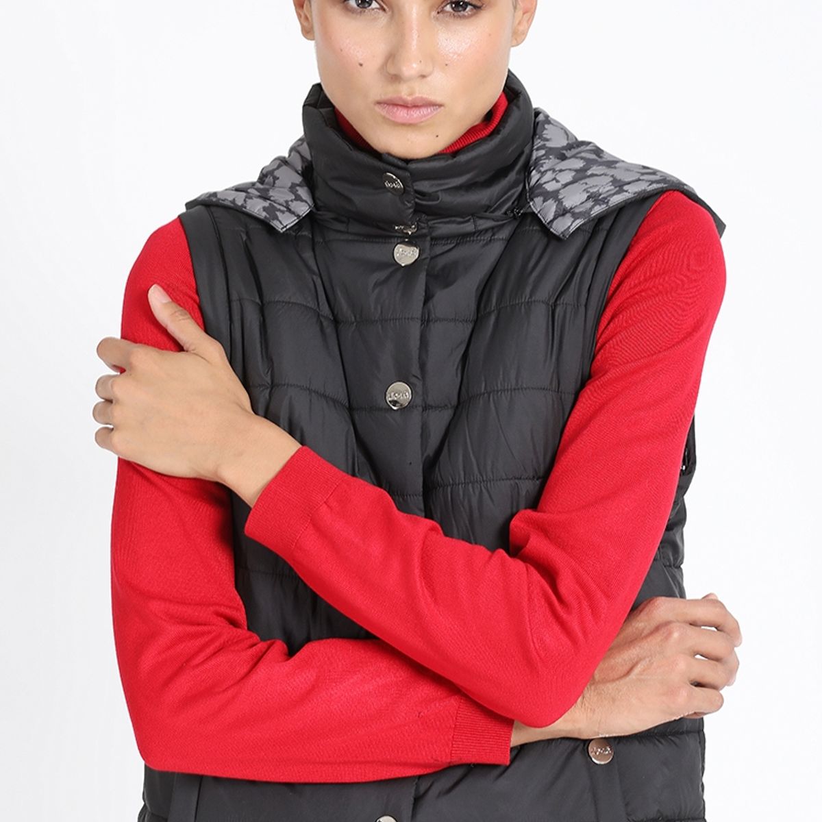 LIOLA - Parka Con Capucha Desmontable, Negro Liola