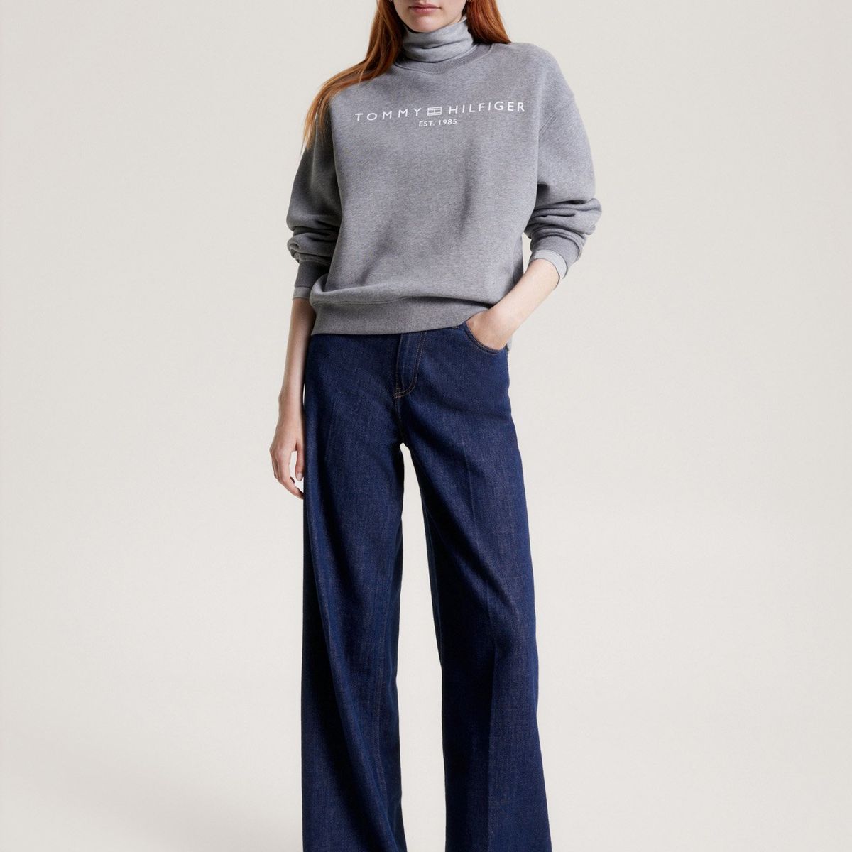 TOMMY HILFIGER - Polerón Modern Con Logo Gris Tommy Hilfiger