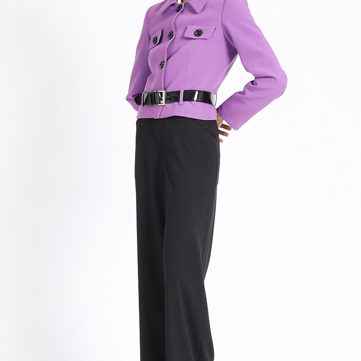 LIOLA - Chaqueta Corta Con Cinturon, Violeta Liola