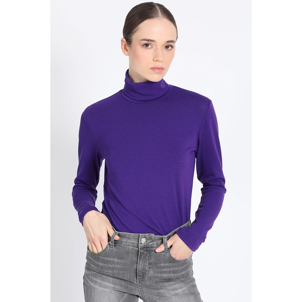 LIOLA - Top Basico Cuello Subido, Violeta Liola