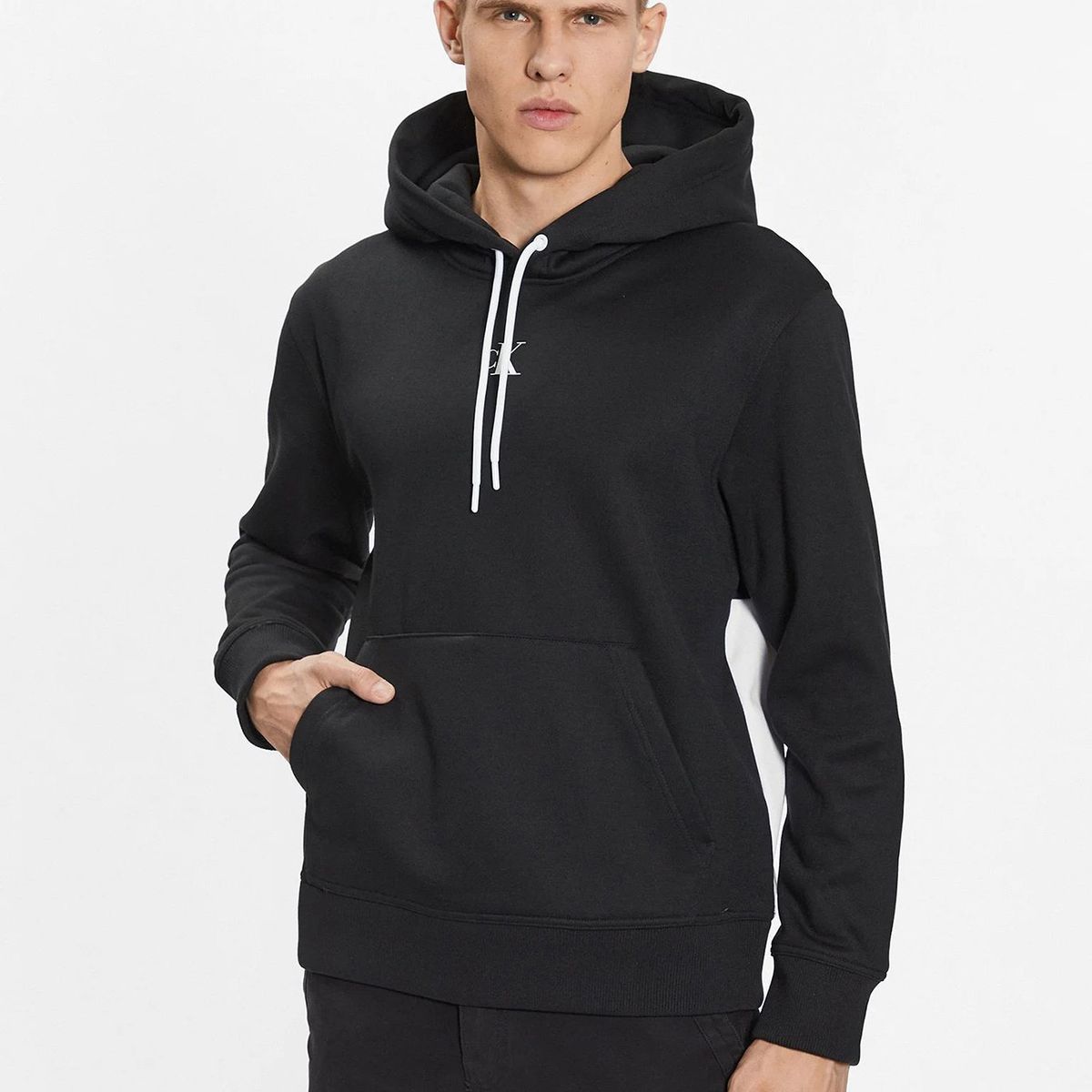 CALVIN KLEIN - Polerón con Gorro Blocking  Negro Calvin Klein