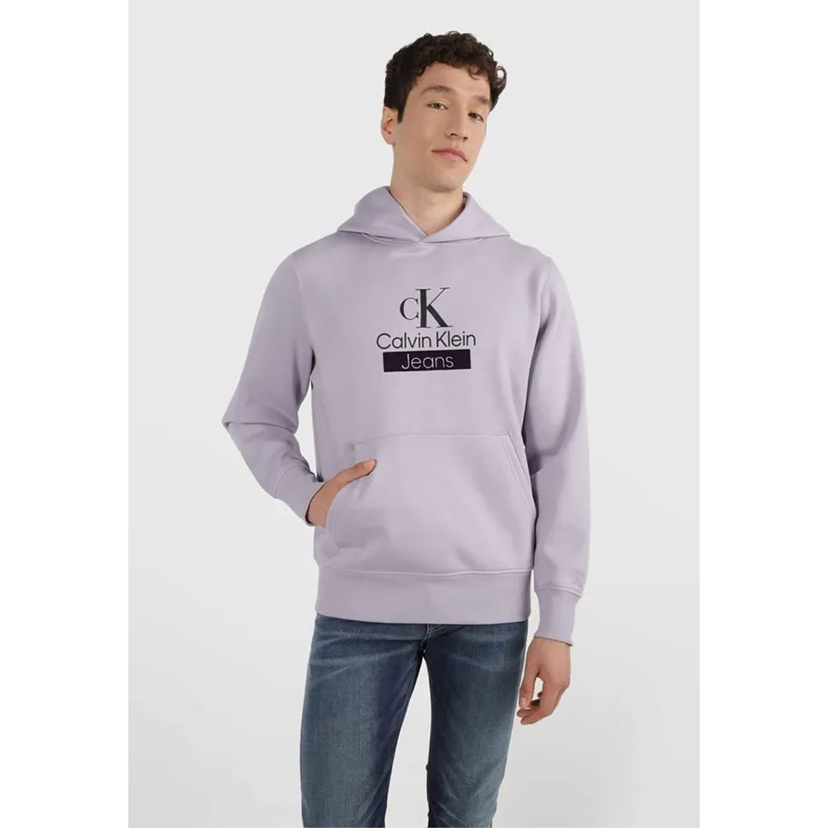 CALVIN KLEIN - Polerón con Gorro Stacked   Morado Calvin Klein