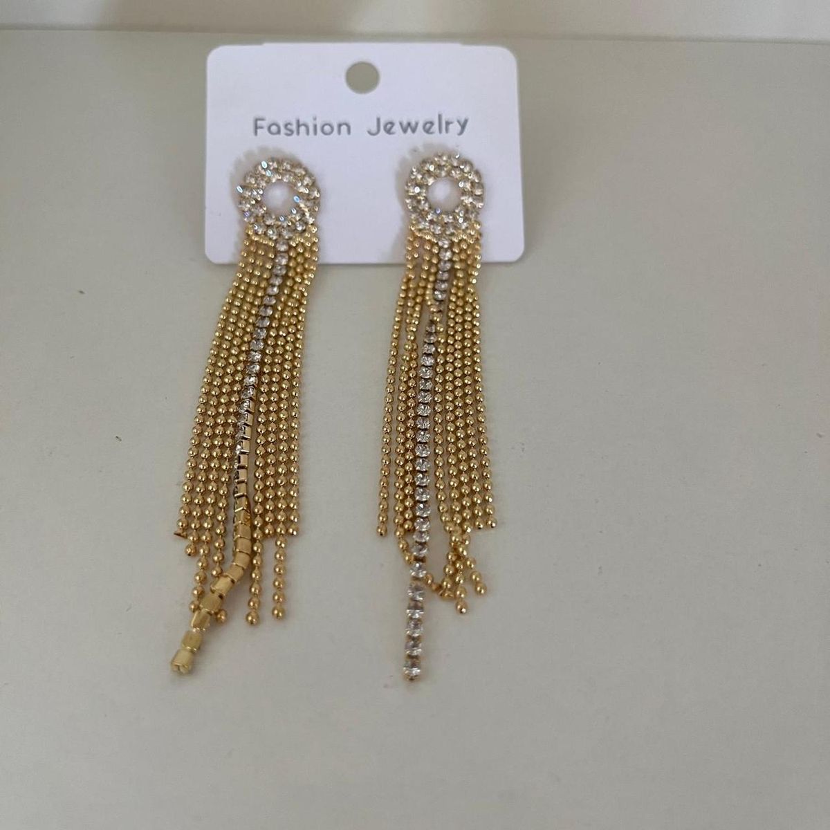 GENERICO - Aros Largos Color Dorado con Diseño Circular