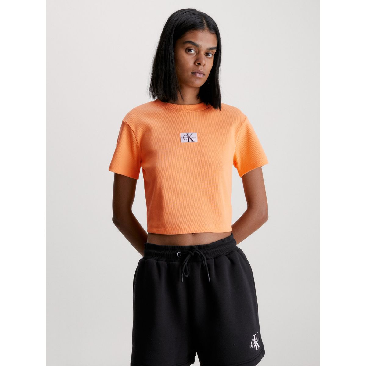 CALVIN KLEIN - Polera Badge Rib Naranja Calvin Klein
