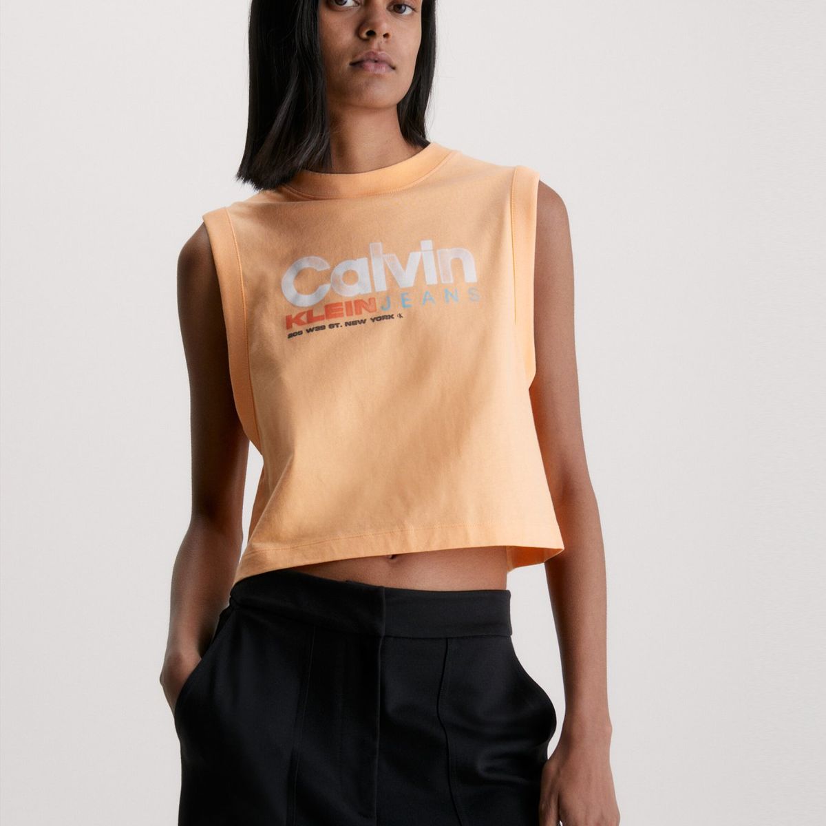 CALVIN KLEIN - Polera Artwork Muscle  Naranja Calvin Klein