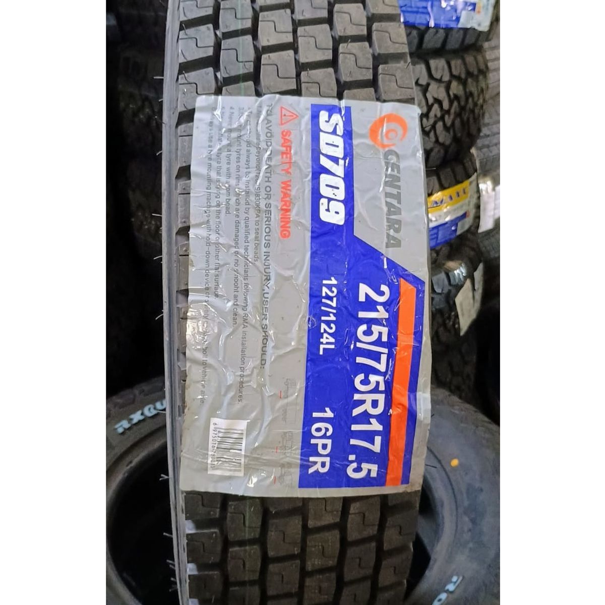 GENERAL TIRE - NEUMATICO 215/75 R17.5 CENTARA SD709 TRAC-ON 127/124L 16PR BLK CHN