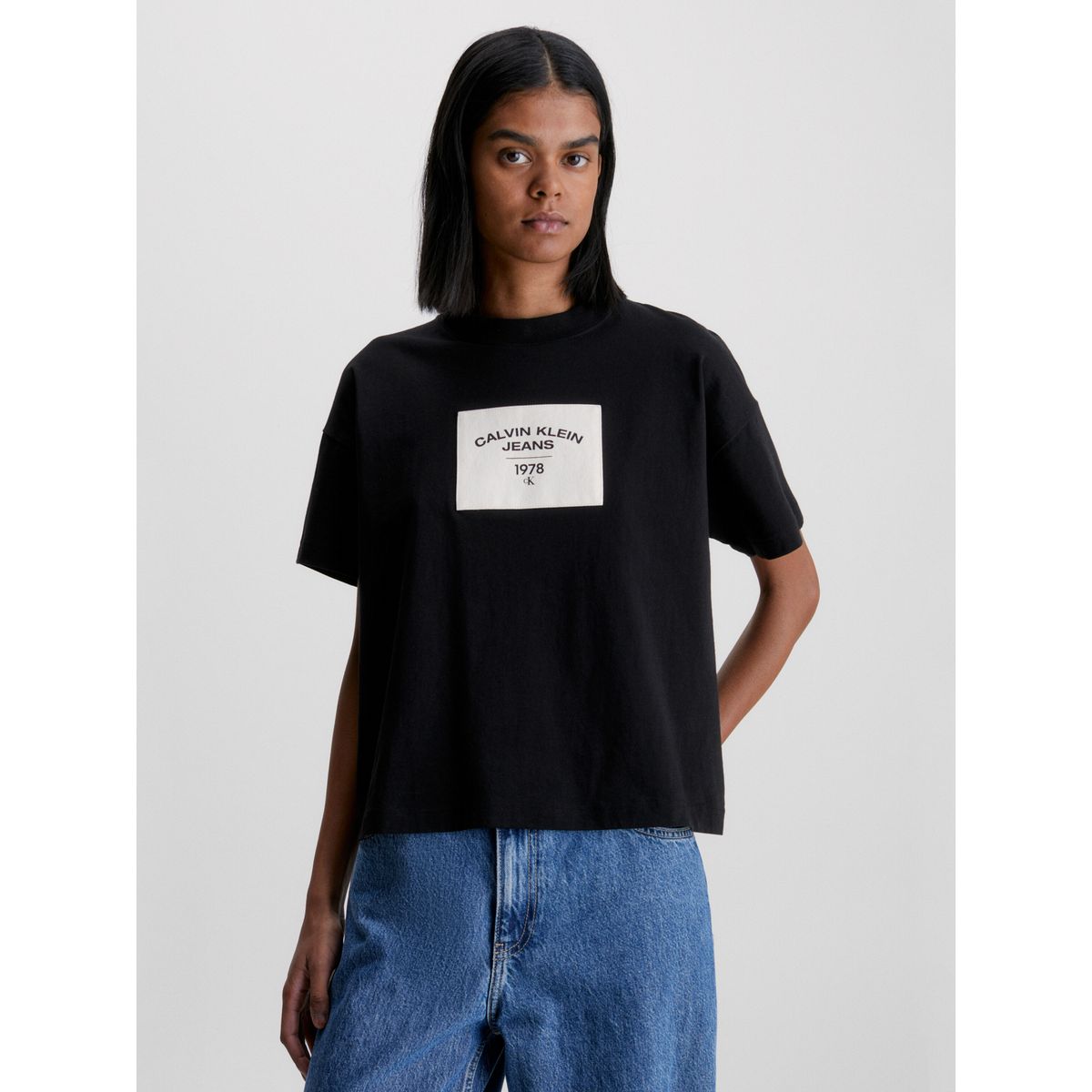 CALVIN KLEIN - Polera Canvas Patch  Negro Calvin Klein