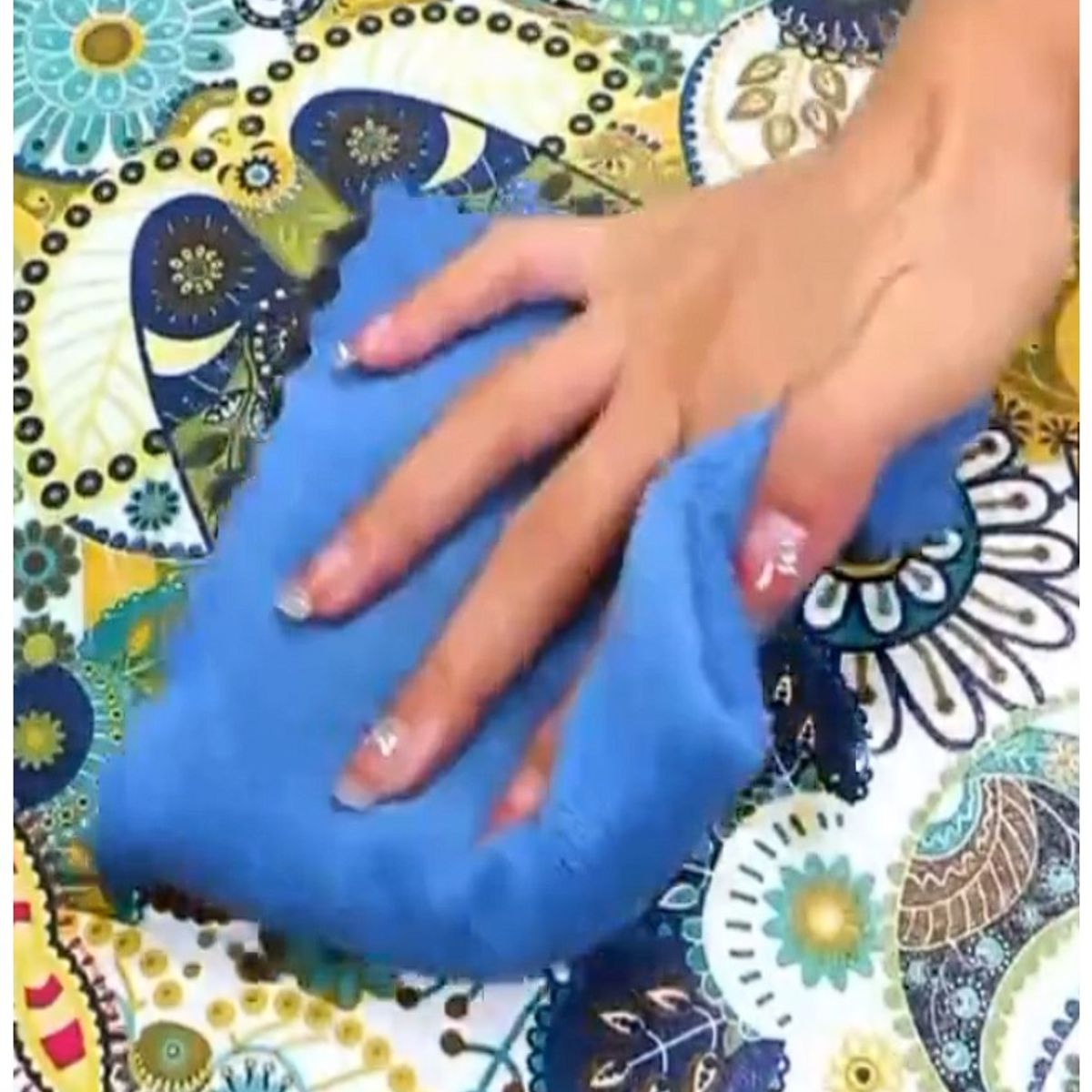 GENERICO - Mantel Antimanchas Mod. Antique Green 140 X 220 Cm Rectangular