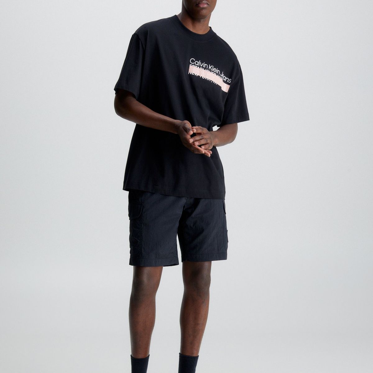 CALVIN KLEIN - Polera Layered Address  Negro Calvin Klein