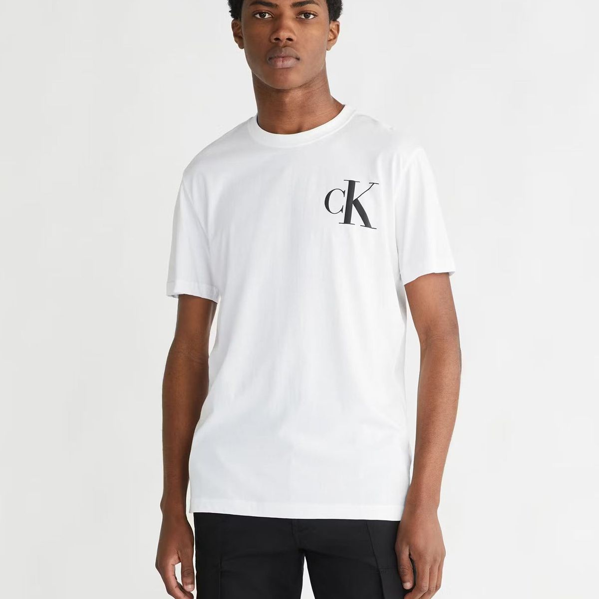 CALVIN KLEIN - Polera Monogram Graphic Blanco Calvin Klein