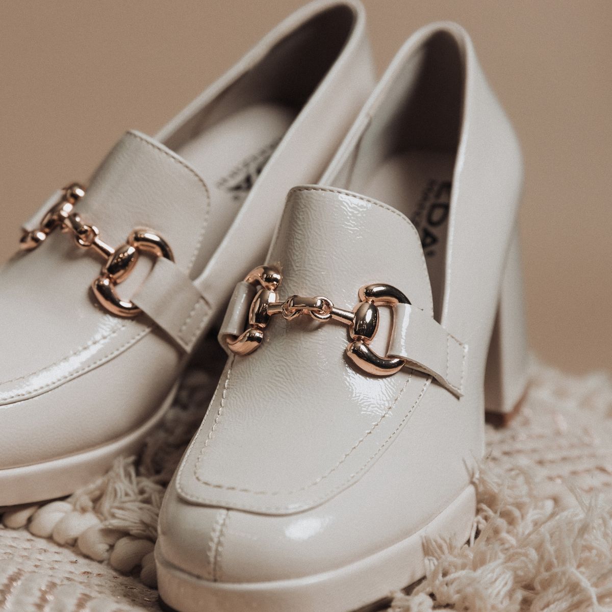 EDA MANZINI - Zapato Yahiza Beige EDA MANZINI